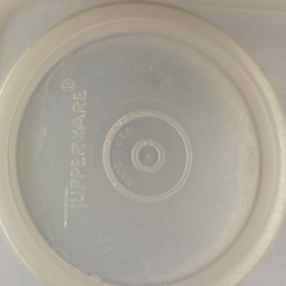 Tupperware: Container - Picture 5 of 7
